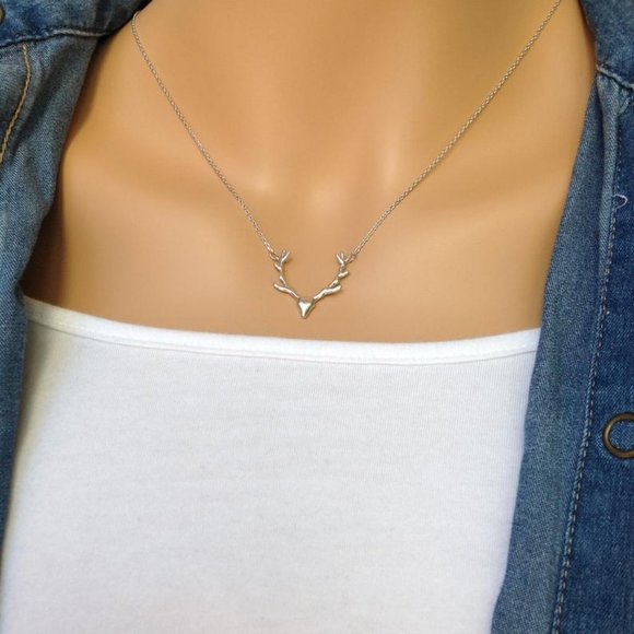 Elk Deer Antlers Necklace (Silver) - Picture 5 of 6